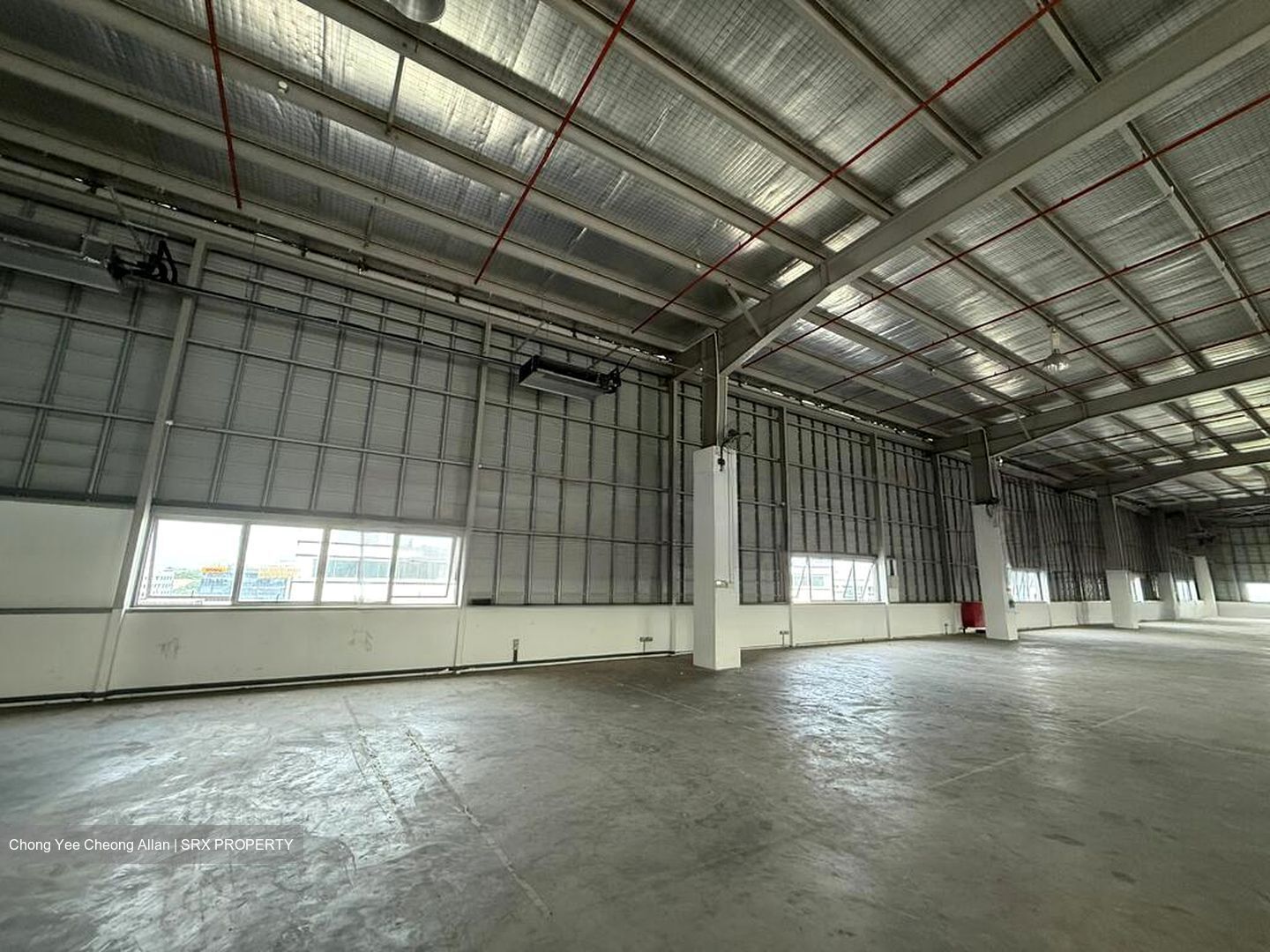 Thyssen Haniel Logistics Centre (D16), Warehouse #597569371